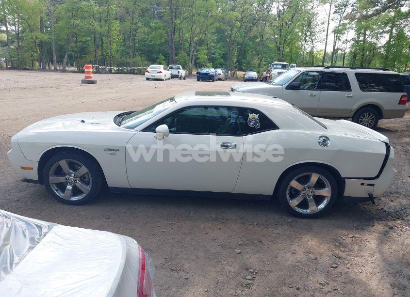 Photo 14 of 2009 Dodge Challenger R/T (VIN 2B3LJ54T29H511697)