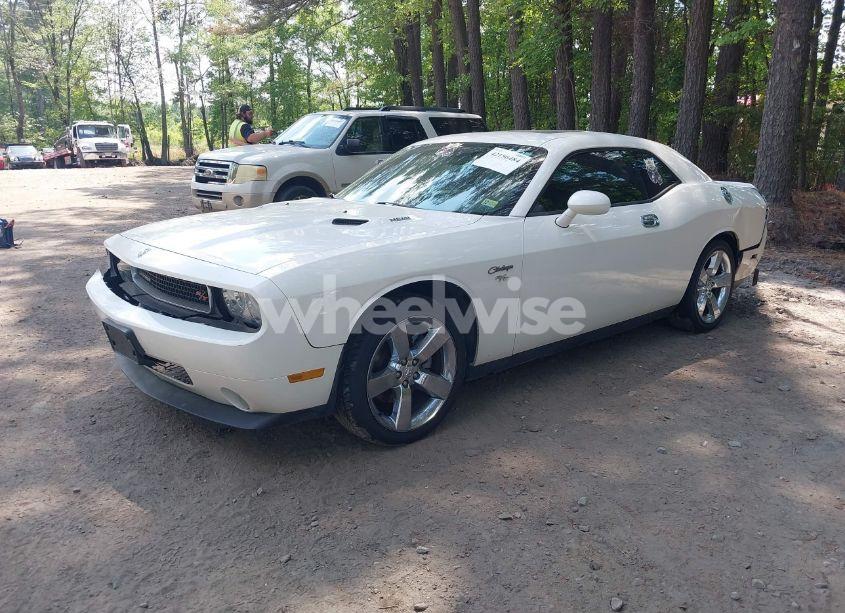 Photo 2 of 2009 Dodge Challenger R/T (VIN 2B3LJ54T29H511697)
