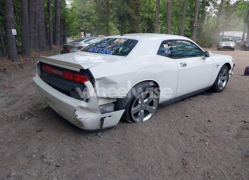 Photo 4 of 2009 Dodge Challenger R/T (VIN 2B3LJ54T29H511697)