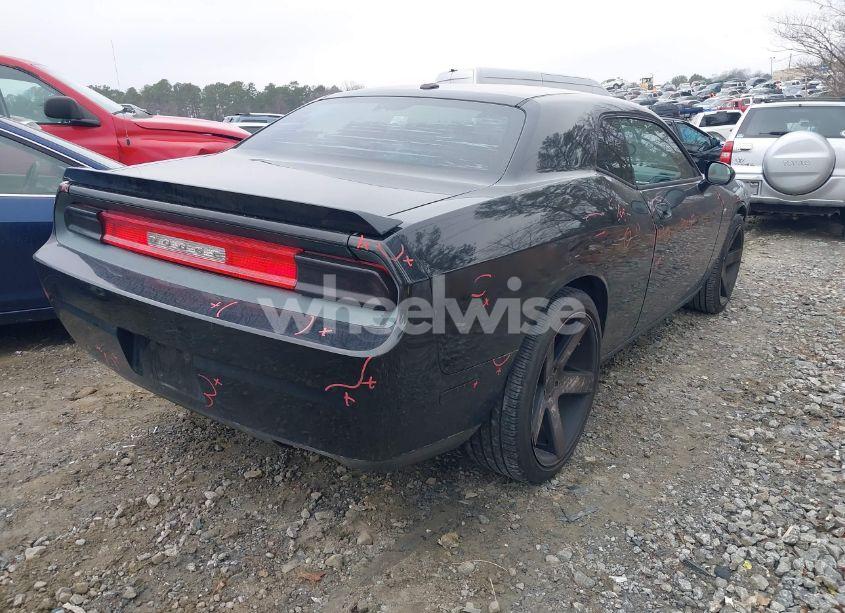Photo 4 of 2009 Dodge Challenger R/T (VIN 2B3LJ54T39H592385)