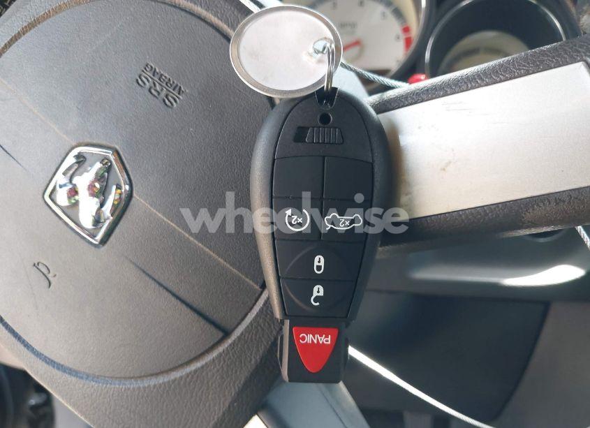 Photo 11 of 2009 Dodge Challenger R/T (VIN 2B3LJ54T39H598803)