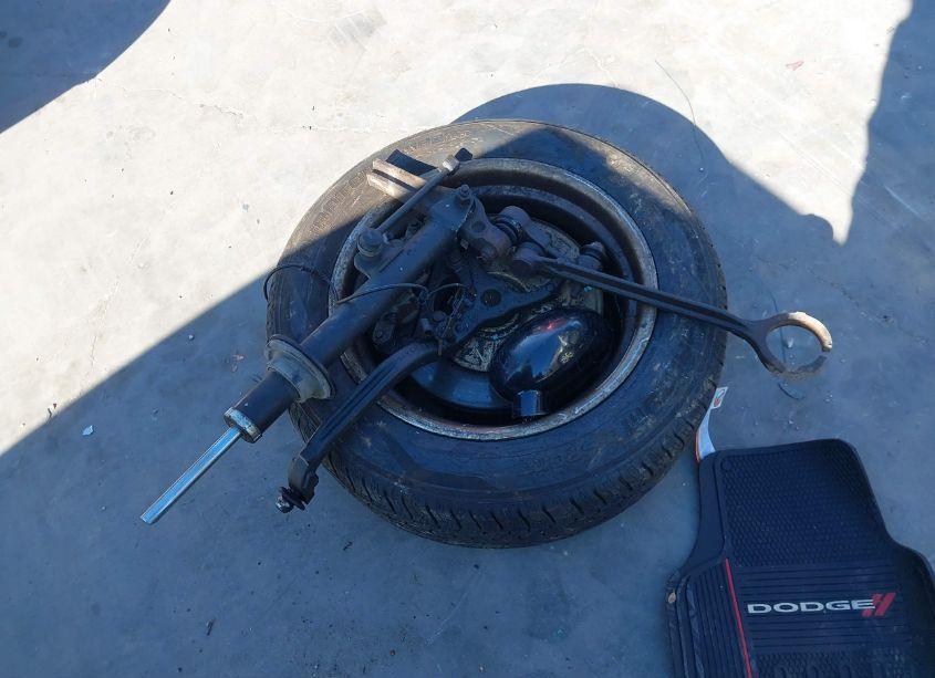 Photo 12 of 2009 Dodge Challenger R/T (VIN 2B3LJ54T69H500301)