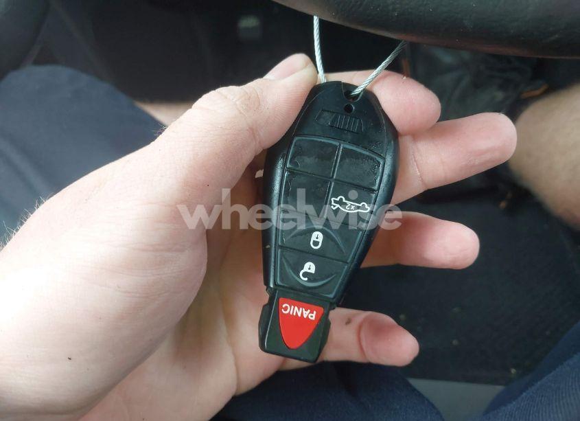 Photo 11 of 2009 Dodge Challenger R/T (VIN 2B3LJ54T69H520645)