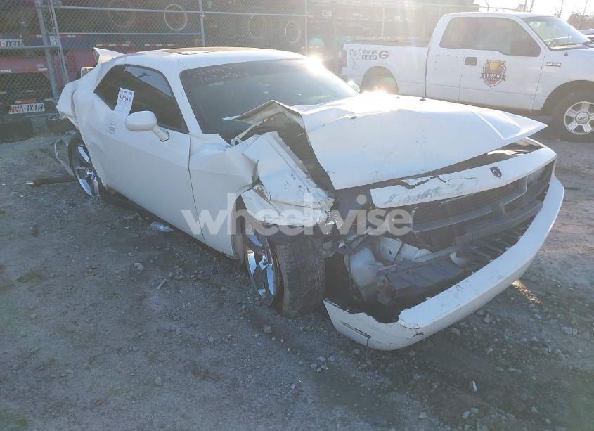 2009 Dodge Challenger R/T (VIN 2B3LJ54T79H509637) main photo