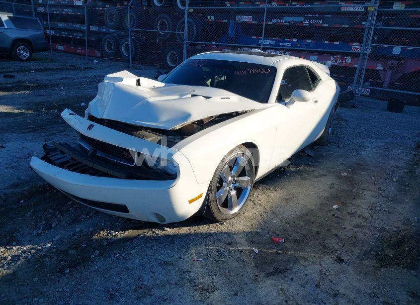 Photo 2 of 2009 Dodge Challenger R/T (VIN 2B3LJ54T79H509637)
