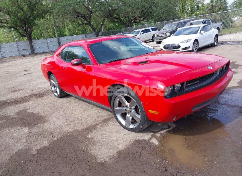 2009 Dodge Challenger R/T (VIN 2B3LJ54T89H588042) main photo
