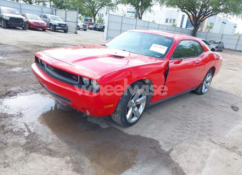 Photo 2 of 2009 Dodge Challenger R/T (VIN 2B3LJ54T89H588042)