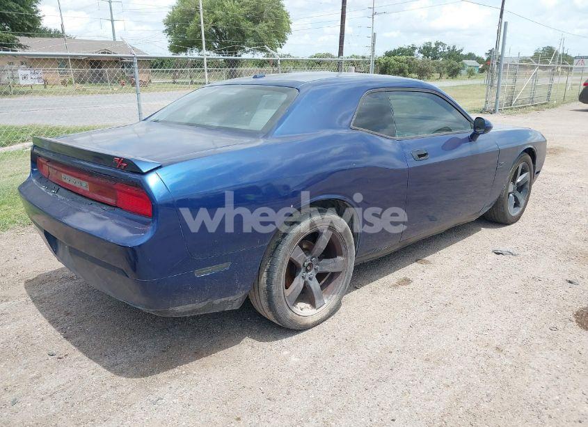 Photo 4 of 2009 Dodge Challenger R/T (VIN 2B3LJ54T89H621301)