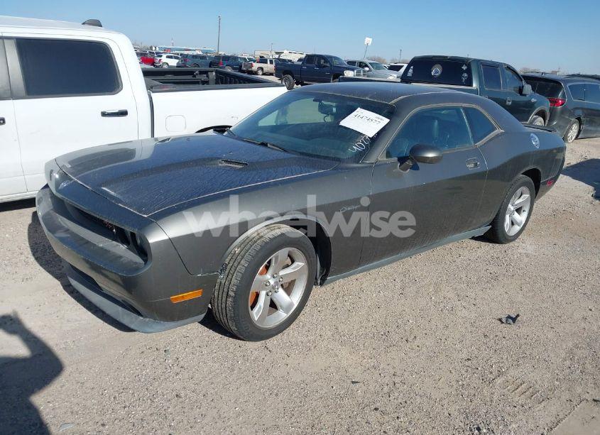 Photo 2 of 2009 Dodge Challenger R/T (VIN 2B3LJ54T99H582718)