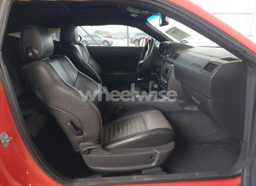 Photo 5 of 2009 Dodge Challenger R/T (VIN 2B3LJ54TX9H558332)