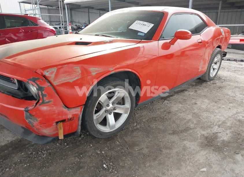 Photo 6 of 2009 Dodge Challenger R/T (VIN 2B3LJ54TX9H558332)