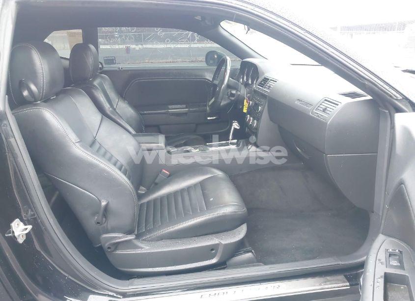 Photo 5 of 2009 Dodge Challenger R/T (VIN 2B3LJ54TX9H614141)