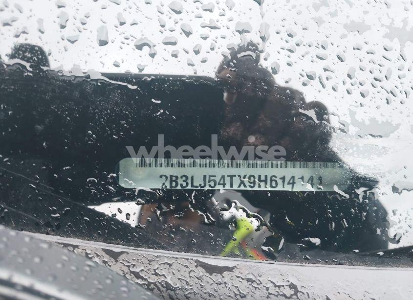 Photo 9 of 2009 Dodge Challenger R/T (VIN 2B3LJ54TX9H614141)