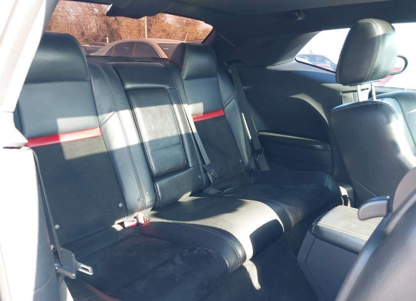 Photo 8 of 2009 Dodge Challenger SRT8 (VIN 2B3LJ74W09H579485)