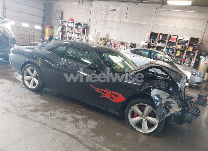 2009 Dodge Challenger SRT8 (VIN 2B3LJ74W09H580247) main photo