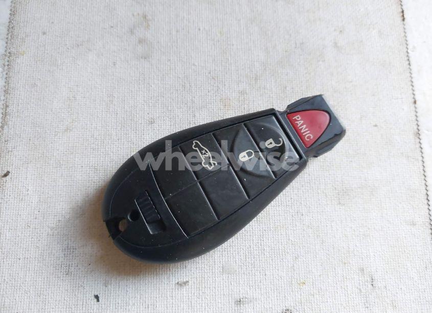 Photo 11 of 2009 Dodge Challenger SRT8 (VIN 2B3LJ74W09H580247)