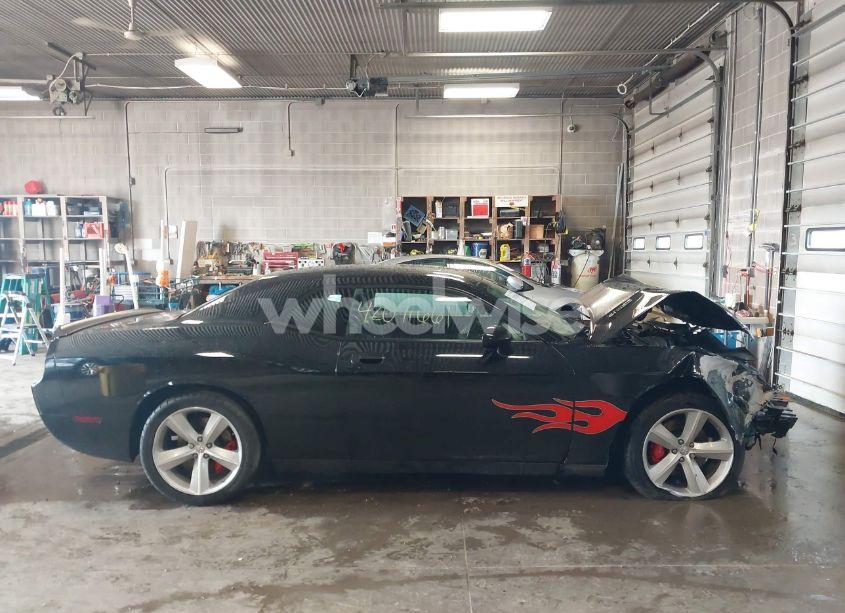 Photo 14 of 2009 Dodge Challenger SRT8 (VIN 2B3LJ74W09H580247)