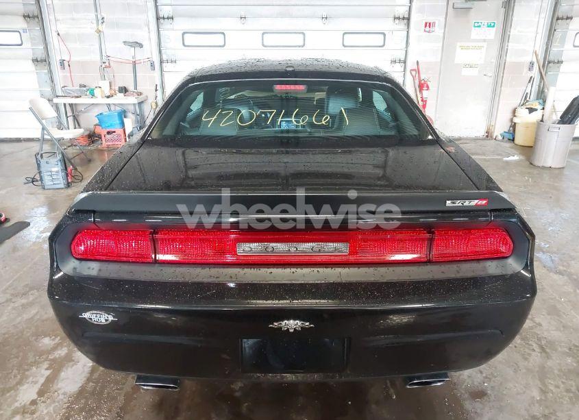 Photo 17 of 2009 Dodge Challenger SRT8 (VIN 2B3LJ74W09H580247)