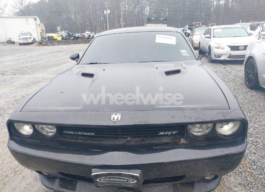 Photo 12 of 2009 Dodge Challenger SRT8 (VIN 2B3LJ74W69H551495)