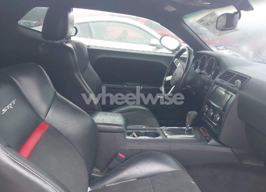 Photo 5 of 2009 Dodge Challenger SRT8 (VIN 2B3LJ74W69H551495)