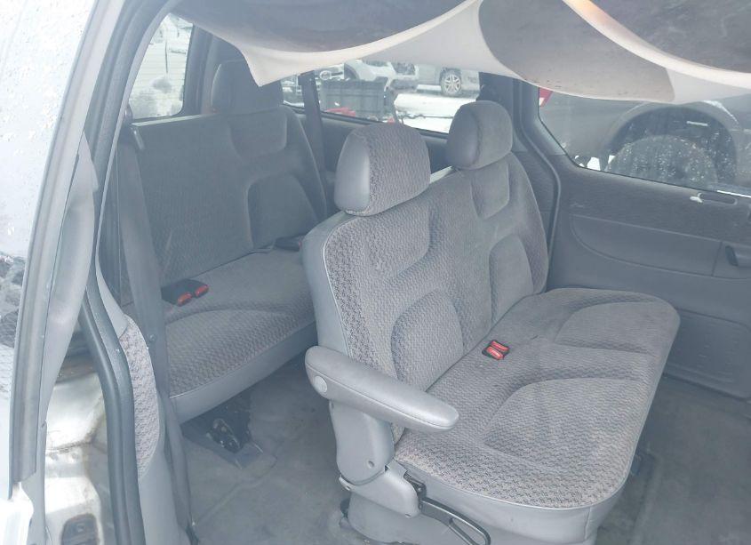 Photo 8 of 2000 Dodge Grand CARAVAN SE (VIN 2B4GP44G2YR782177)
