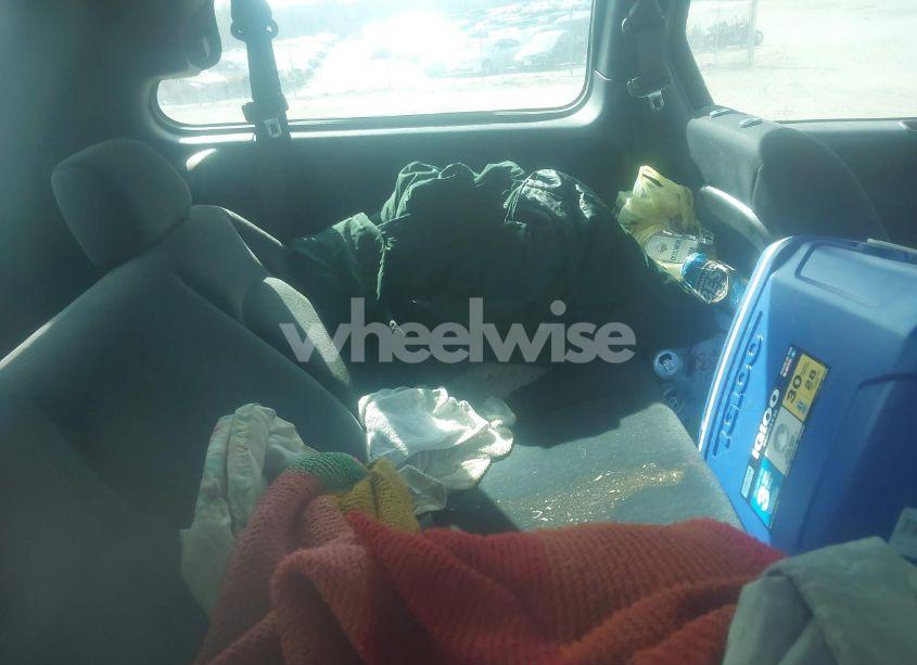 Photo 12 of 2001 Dodge Grand CARAVAN SPORT (VIN 2B4GP44G31R158667)