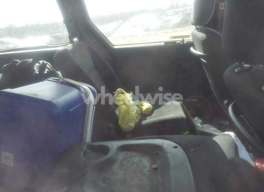 Photo 8 of 2001 Dodge Grand CARAVAN SPORT (VIN 2B4GP44G31R158667)