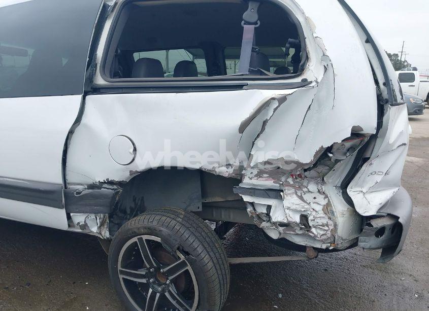 Photo 6 of 2000 Dodge Grand CARAVAN SE (VIN 2B4GP44R1YR734915)