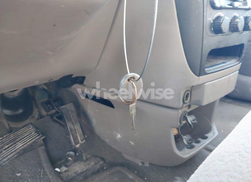 Photo 11 of 2002 Dodge Grand CARAVAN SPORT (VIN 2B4GP44R22R711781)