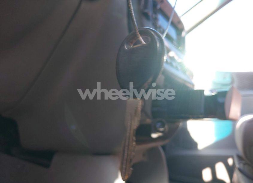 Photo 11 of 2000 Dodge Grand CARAVAN SE (VIN 2B4GP44R9YR566490)