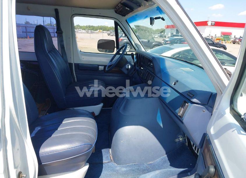 Photo 5 of 1992 Dodge Ram WAGON B150 (VIN 2B4HB15X8NK125341)