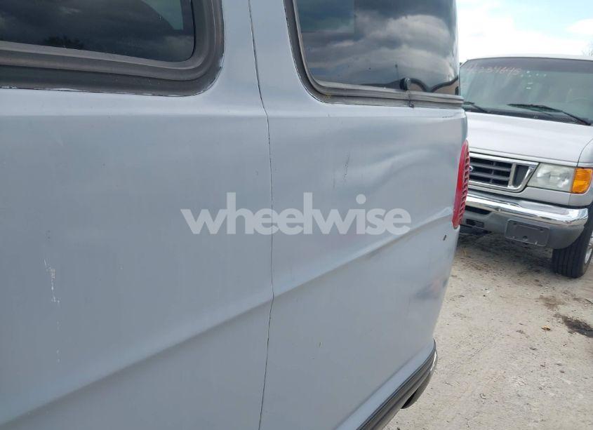 Photo 6 of 2001 Dodge Ram WAGON 3500 (VIN 2B5WB35Z01K531592)