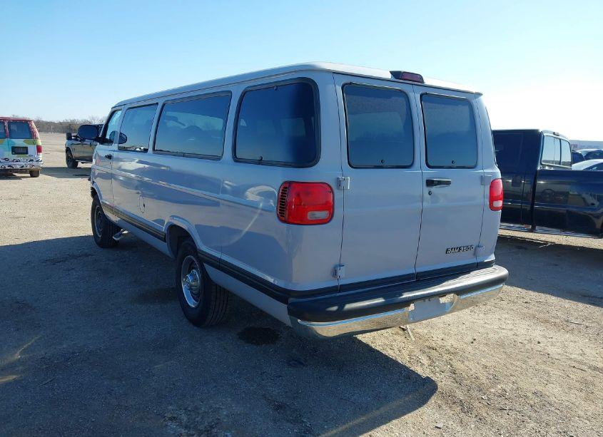 Photo 3 of 2001 Dodge Ram WAGON 3500 (VIN 2B5WB35Z11K522738)