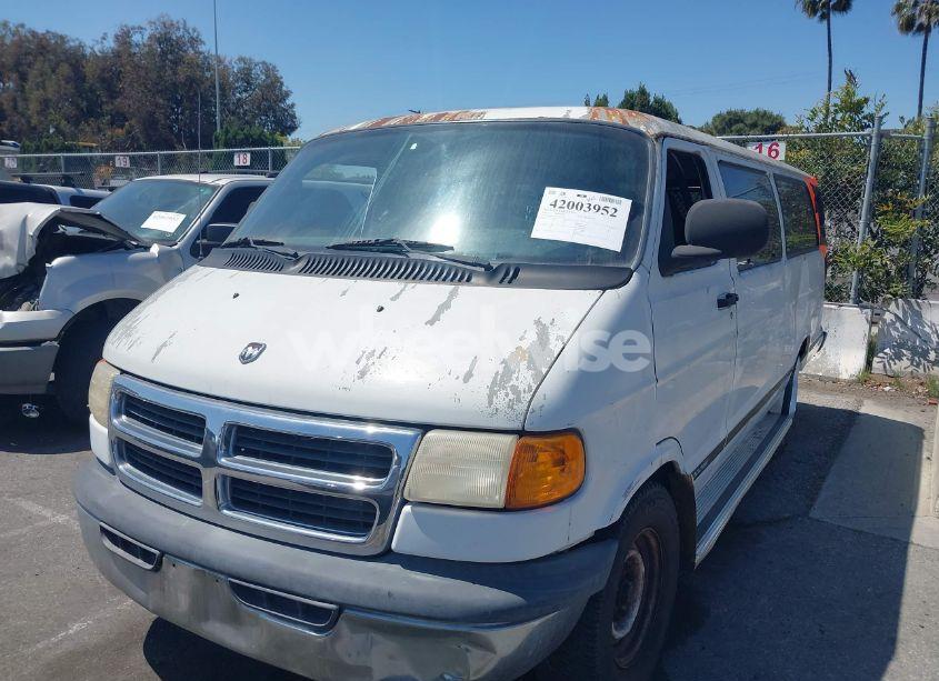 Photo 2 of 2001 Dodge Ram WAGON 3500 (VIN 2B5WB35Z51K561431)