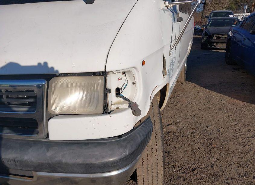 Photo 6 of 1996 Dodge Ram WAGON B3500 (VIN 2B5WB35Z5TK183176)