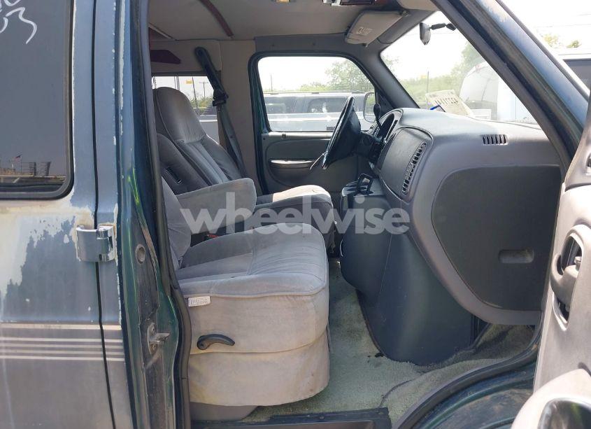 Photo 5 of 2000 Dodge Ram VAN 1500 CONVERSION (VIN 2B6HB11X7YK156131)