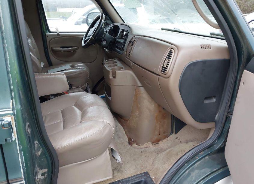 Photo 5 of 2001 Dodge Ram VAN 1500 CONVERSION (VIN 2B6HB11Y41K516342)