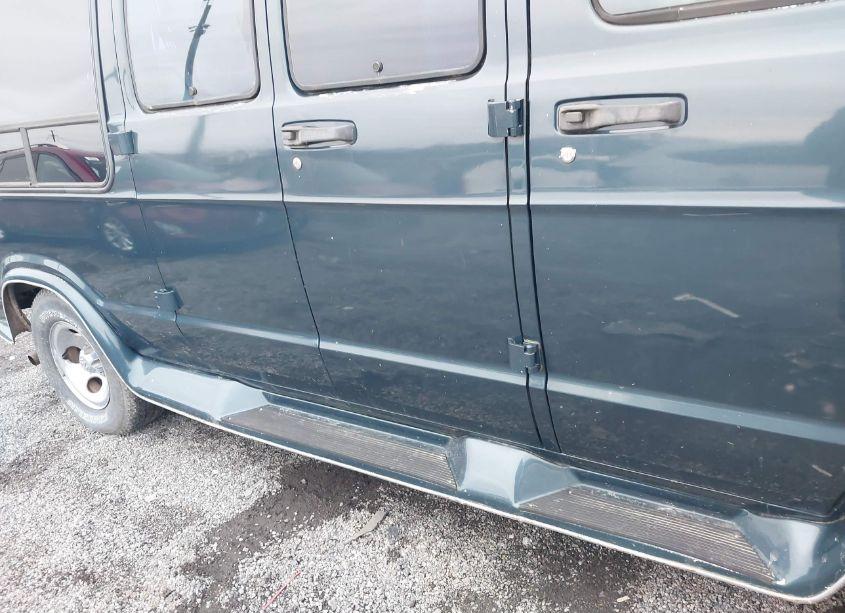 Photo 6 of 2001 Dodge Ram VAN 1500 CONVERSION (VIN 2B6HB11Y81K557637)