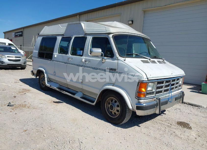 1992 Dodge Ram VAN B250 (VIN 2B6HB21Y9NK146890) main photo