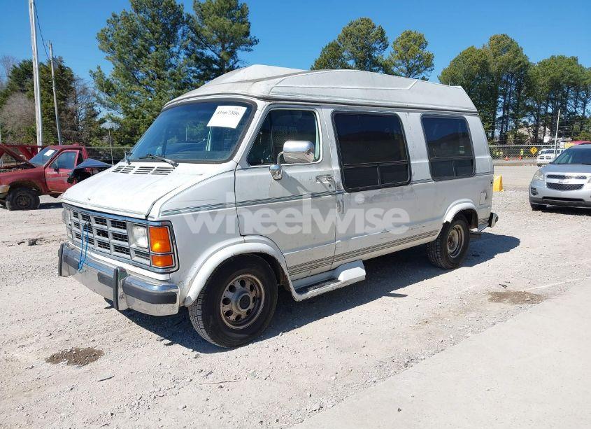 Photo 2 of 1992 Dodge Ram VAN B250 (VIN 2B6HB21Y9NK146890)