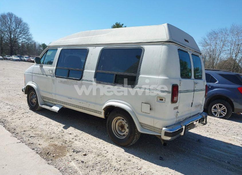 Photo 3 of 1992 Dodge Ram VAN B250 (VIN 2B6HB21Y9NK146890)