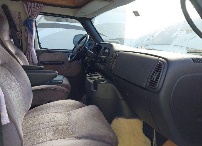 Photo 5 of 2002 Dodge Ram VAN 3500 CONVERSION (VIN 2B6KB31YX2K145755)