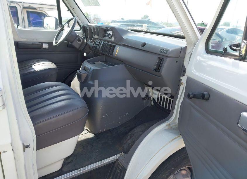 Photo 5 of 1994 Dodge Ram VAN B150 (VIN 2B7GB11X1RK133873)