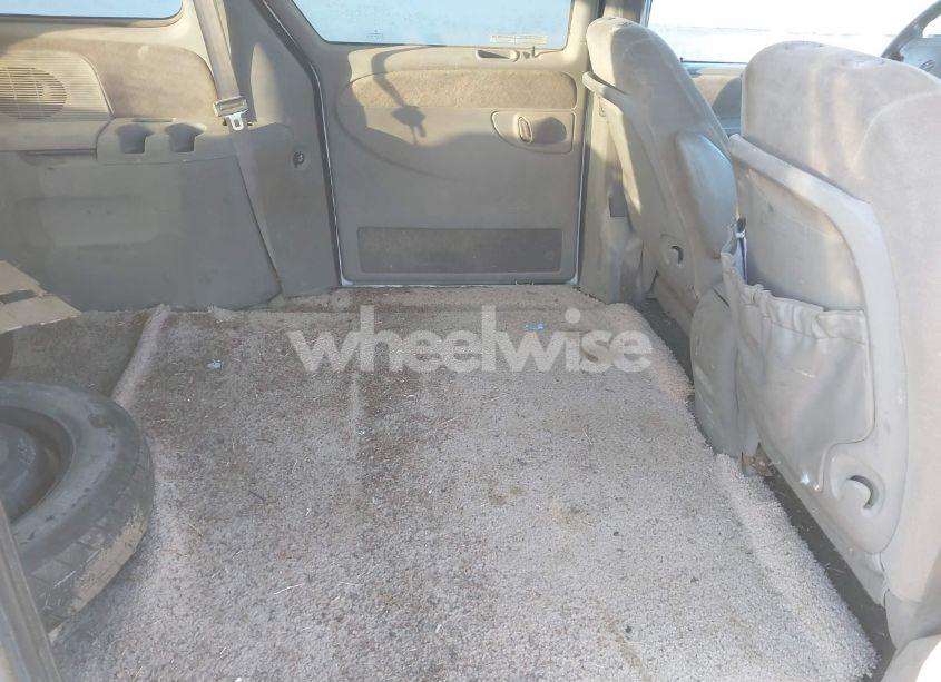 Photo 8 of 2001 Dodge Grand CARAVAN ES (VIN 2B8GP54L71R103060)