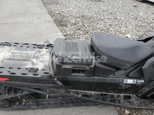 Photo 5 of 2025 SKIDOO EXPEDITION EXTREME N/A (VIN 2BPSADSB3SV000179)