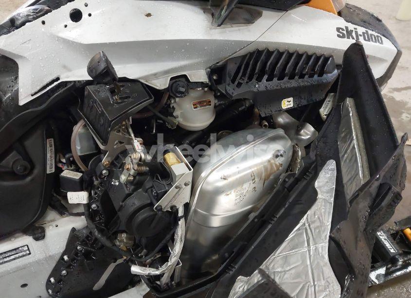 Photo 10 of 2023 Ski Doo EXPEDITION SE 900 AC (VIN 2BPSAFPJ7PV000009)