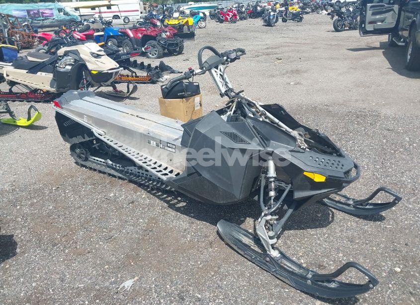 2011 Ski Doo SUMMIT (VIN 2BPSCTBB4BV0000Z0) main photo