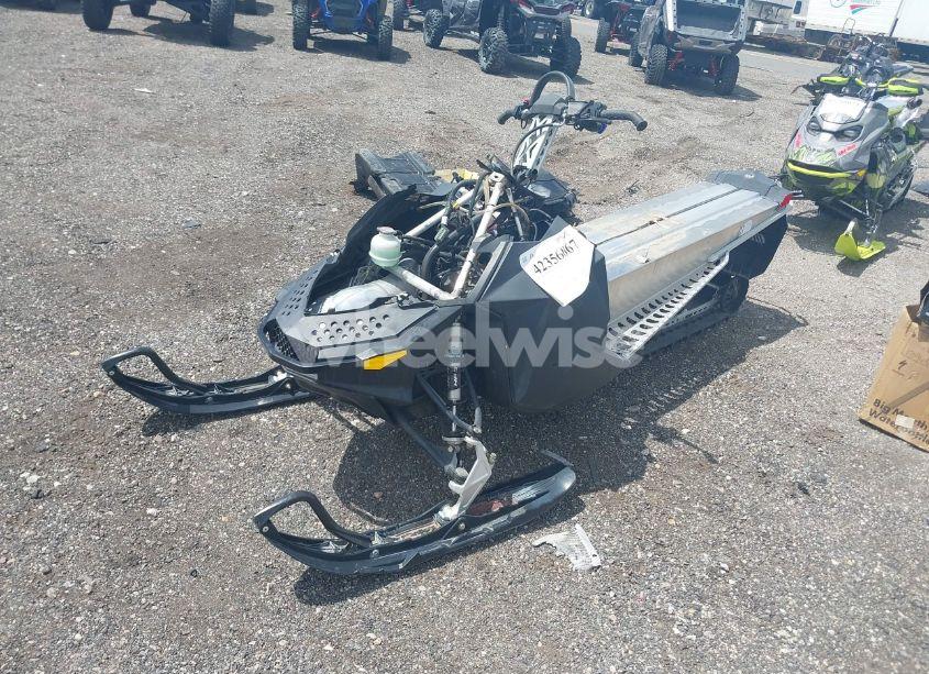 Photo 2 of 2011 Ski Doo SUMMIT (VIN 2BPSCTBB4BV0000Z0)