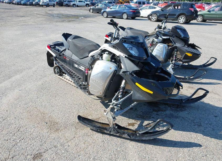 2013 Ski Doo 1170CC (VIN 2BPSDKDA4DV000002) main photo