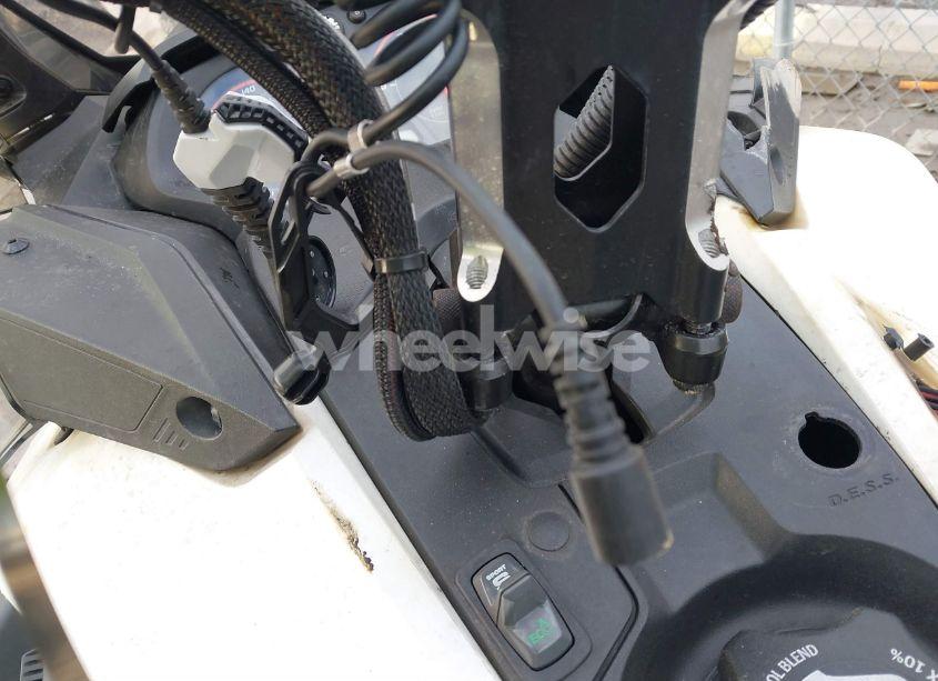 Photo 11 of 2019 Ski Doo SNOWMOBILE (VIN 2BPSDUKB6KV000023)